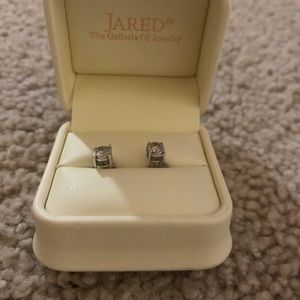 .5 carat square diamond earring